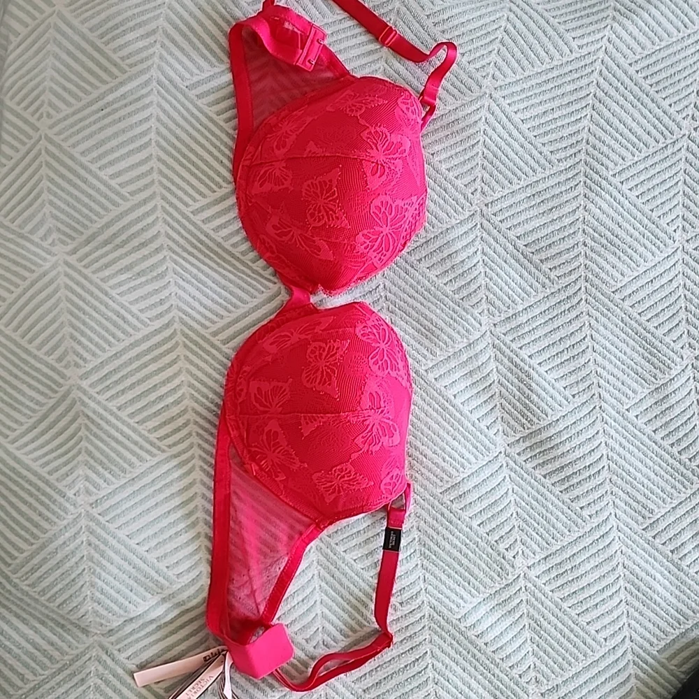 Bra - Picture 1 of 3